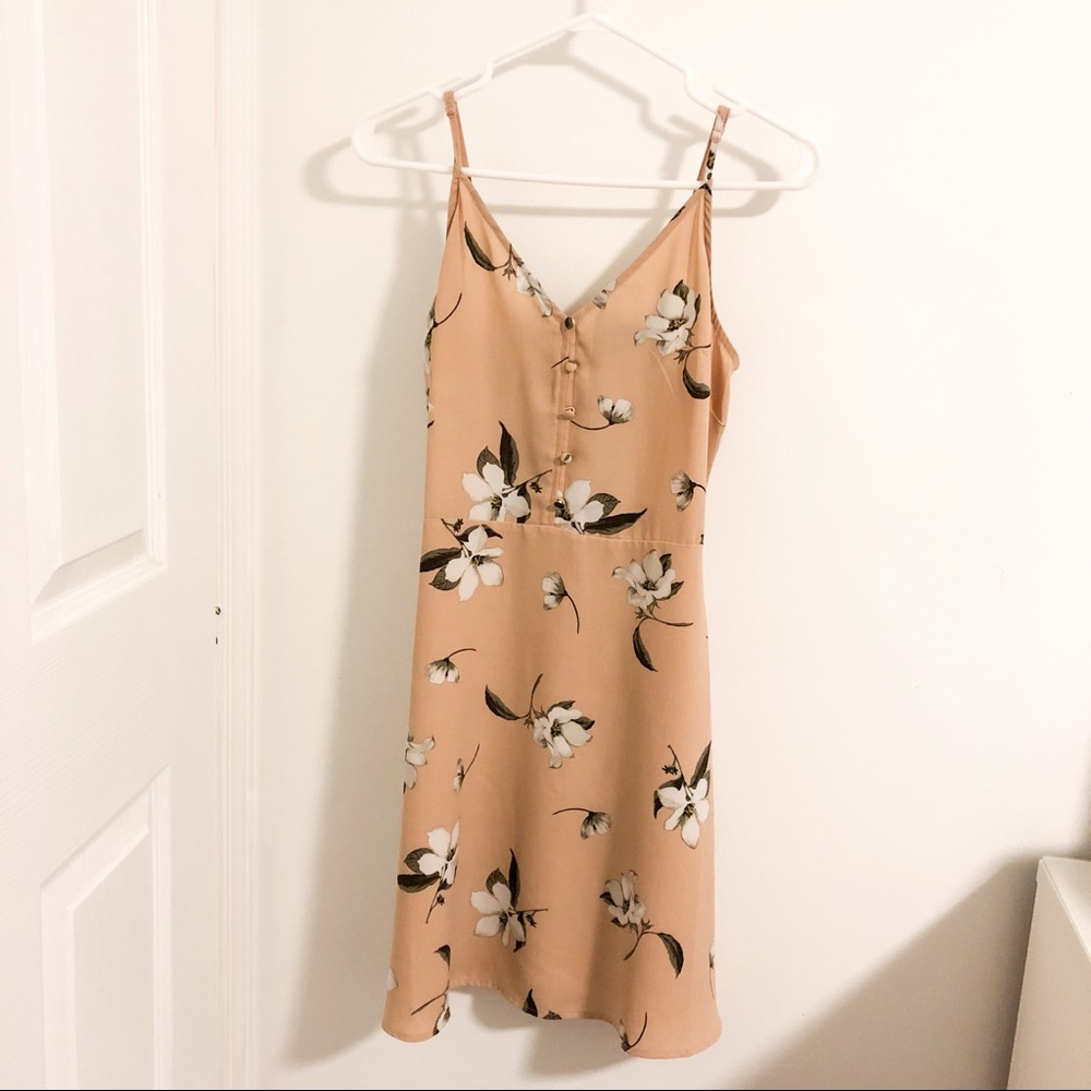 Dynamite Fit & Flare Smocked Dress (S)
